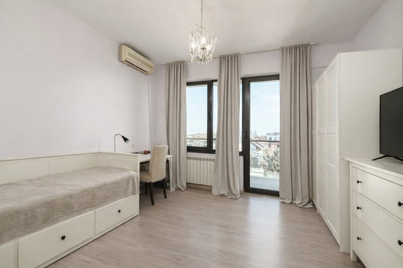 Baneasa, 4 camere, Erou Iancu Nicolae, 175 mp, 2 parcari
